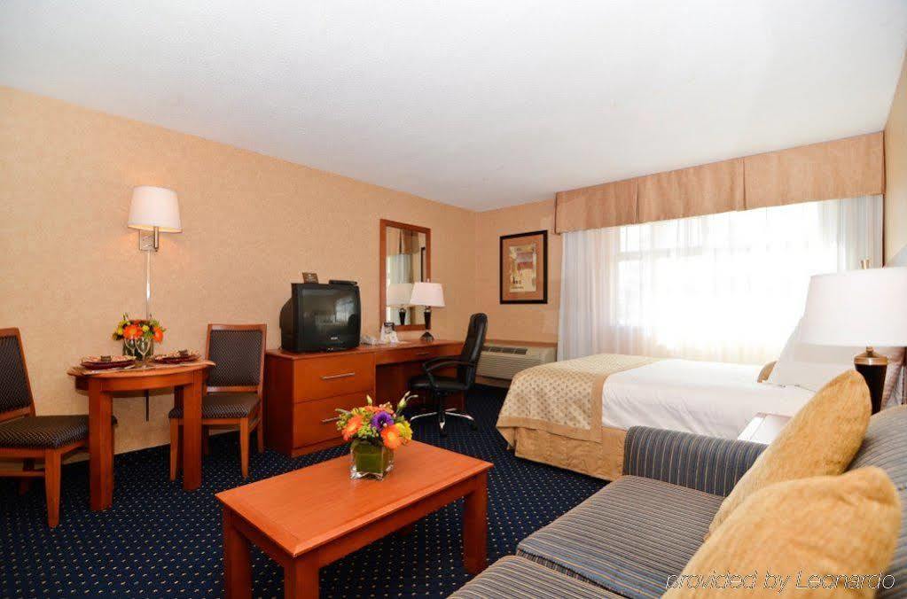 Best Western Plus Langley Inn Exteriör bild